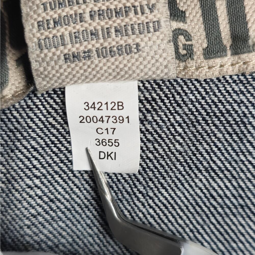 Duluth Mens 42x30 Dark Wash Jeans - Picture 11 of 16